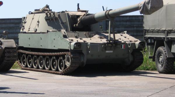 Italia va furniza Ucrainei obuziere PzH 2000 și M109 de 155 mm și lansatoare de rachete M270
