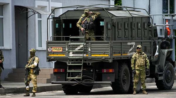 Retragerea trupelor ruse din Herson face ca Ucraina să reacționeze cu prudență. Peste 40.000 de soldați ruşi sunt încă staţionaţi în regiune