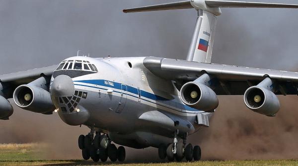 Rusia a ajuns la mâna Belarusului. Mai multe avioane militare de transport Il-76, încărcate cu rachete pentru sistemele S-300 și S-400, au decolat de pe aeroporturile belaruse