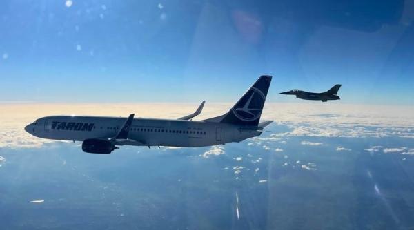 Avioane F-16 românești au însoțit aeronava TAROM care a asigurat transportul delegației NATO în România 