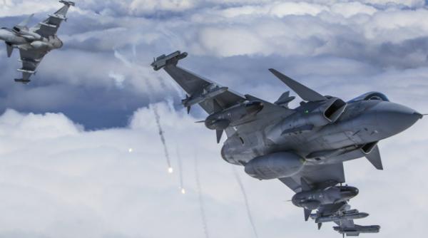 Un politician suedez insistă ca ţara sa ar trebui să aprobe vânzarea de avioane de luptă SAAB JAS 39 Gripen către Ucraina 