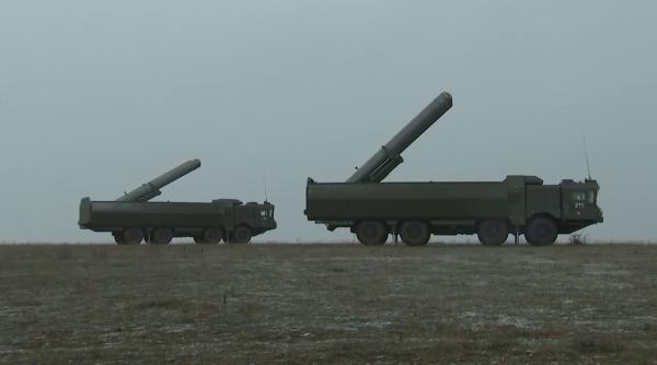 Rusia continuă militarizarea Insulelor Kurile în pofida poziției Japoniei. Un complex de rachete de coastă Bastion a fost desfășurat pe Insula Paramushir