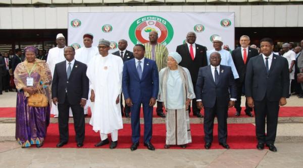ECOWAS pune pe picioare o forță regională care să intervină împotriva loviturilor de stat și a terorismului 
