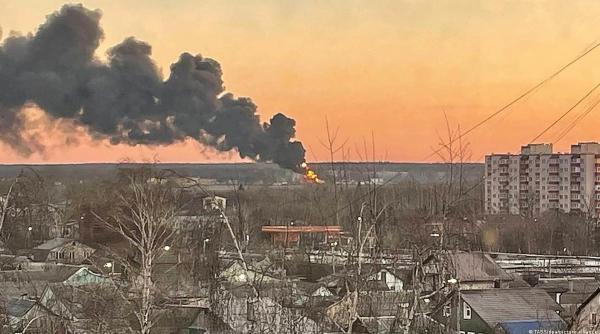 O nouă zi, o altă bază militară rusă vizată de noi atacuri (Video). Mai multe explozii au avut loc în apropiere de baza aeriană din Kursk