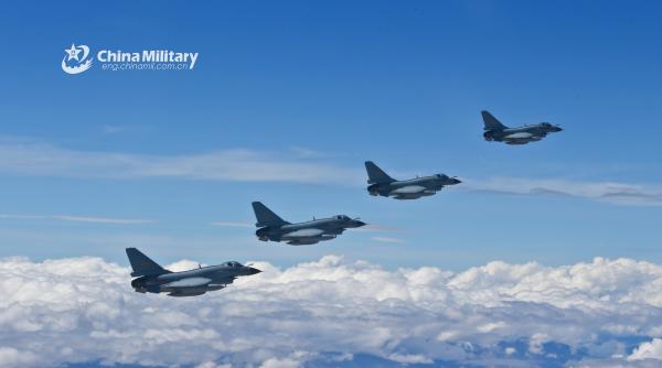 Taiwanul reclamă că 18 bombardiere chineze cu capacitate nucleară au pătruns în zona de apărare aeriană