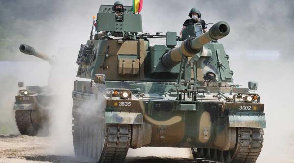 Contacte tot mai dese cu Coreea de Sud. România discută achiziția de obuziere K9 Thunder, dar nu numai