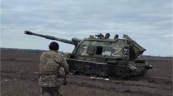 2S33 - cele mai moderne obuziere ale Rusiei vor fi folosite împotriva trupelor ruse. Ucrainenii au reușit să captureze 14 obuziere 2S33 