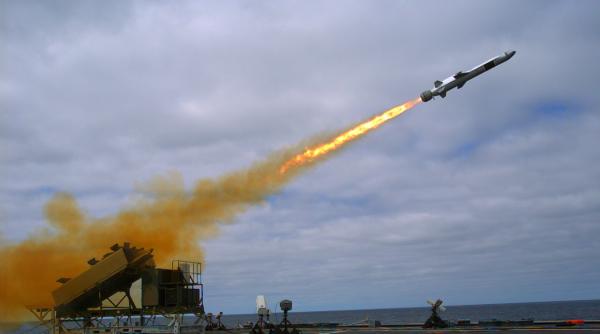 Letonia intenționează să cumpere baterii de coastă NSM, similare cu cele care vor ajunge în România. Balticii încearcă să aducă și HIMARS