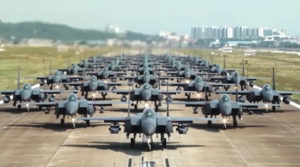 Coreea de Sud are planuri mari: Modernizarea avioanelor de luptă F-15K, doar primul pas dintr-un proiect de investiții de zeci de miliarde