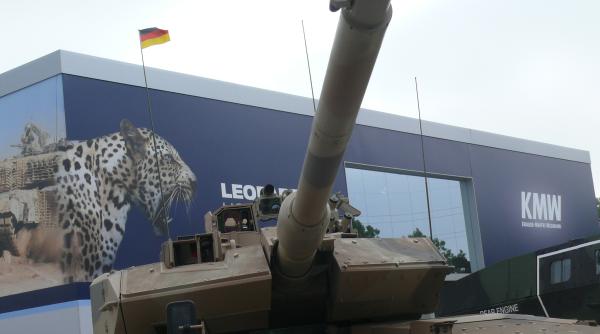 Germania dă semne că cedează. Ministrul Apărării nu exclude tancuri germane Leopard 2 în Ucraina înaintea Abrams americane