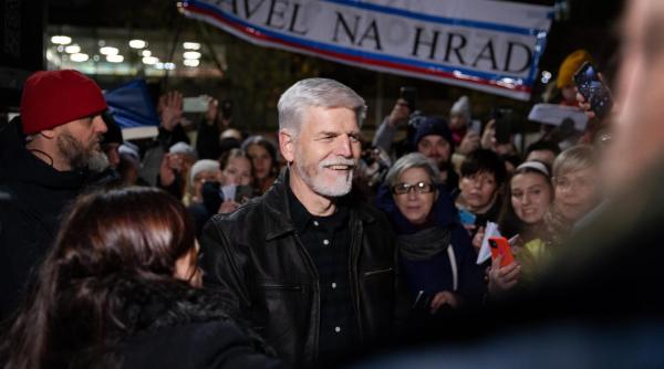 Petr Pavel a câștigat alegerile en fanfare. Cehia va fi condusă de un general de armată în următorii 5 ani
