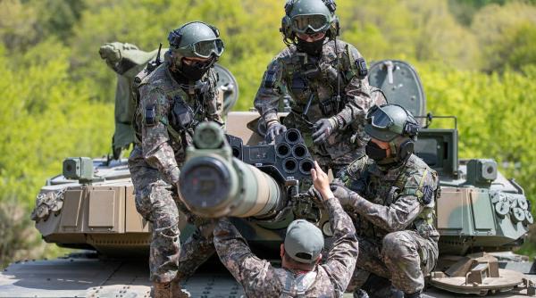 Stoltenberg cere Coreei de Sud o schimbare politică și ajutor militar pentru Ucraina / China - o provocare, dar încă nu un adversar al NATO