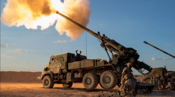 Franța trimite pe front încă 12 obuziere Caesar pe lângă cele 18 livrate. Parisul, al șaptelea cel mai mare susținător militar al Ucrainei