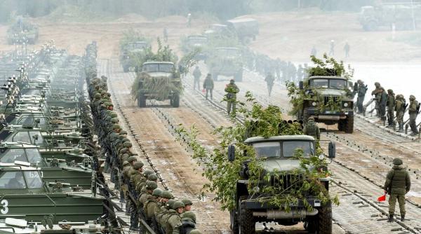 ISW: Mișcările rușilor trădează o ofensivă majoră posibil în Est. Lukașenko spune că Rusia nu are nevoie de ajutor, dar  Belarusul e „gata să-și ajute frații”