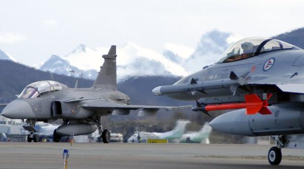 Ministrul ucrainean al Apărării: Vom primi fie F-16, fie Gripen, discuțiile sunt în curs cu statele partenere din NATO