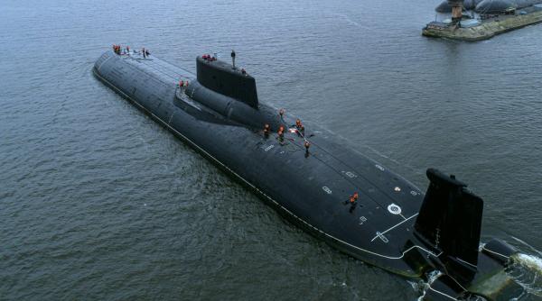 Cel mai mare submarin nuclear din lume a fost retras din înzestrarea Forțelor Navale ale Federației Ruse