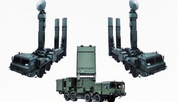 Rusia prezintă în premieră noul sistem de rachete antiaeriene Abakan. S-400 și S350E Vitiaz vor fi și ele prezentate în India