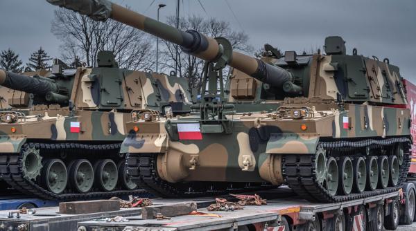 Forţele Terestre Poloneze au primit încă 12 obuziere autopropulsate K9 Thunder (Foto)