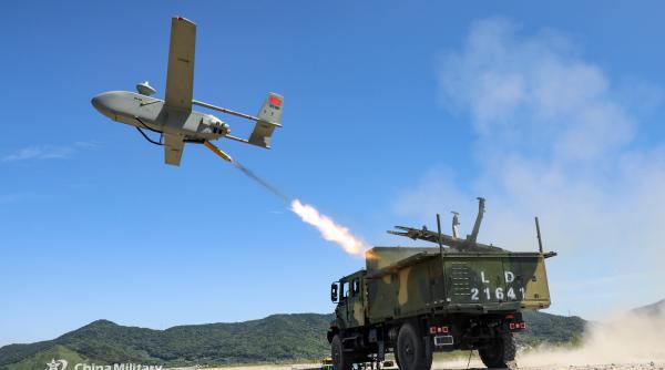 Răspunsul Rusiei privind furnizarea de drone chineze? No comment. Moscova spune însă că planul de pace al Chinei trebuie analizat în detaliu, dar perspectiva păcii e încă departe