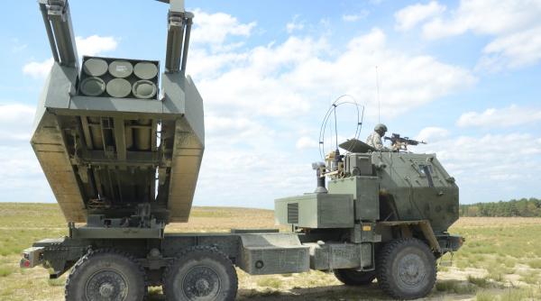 Rușii susțin că au distrus mai multe HIMARS decât a primit Ucraina. Pentru că nu erau reale. Artileria și aviația rusă - păcălite de replici gonflabile