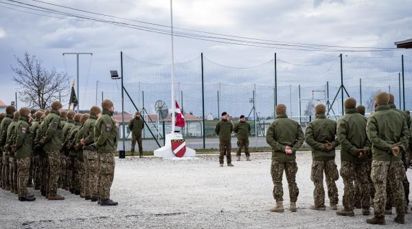 Letonia reintroduce serviciul militar obligatoriu. Măsura intră în vigoare din 2024