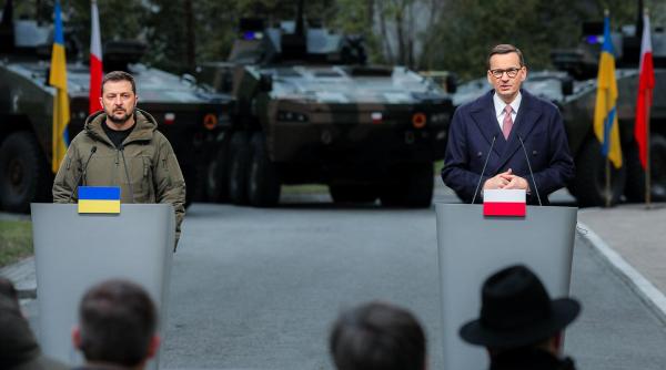 Ucraina a comandat din Polonia 150 de vehicule blindate KTO Rosomak. Achiziţia se face cu ajutor financiar din partea SUA şi UE