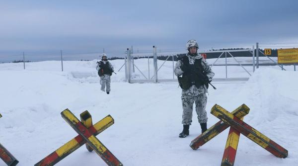 După ce a pierdut o țară fără să se tragă un foc de armă, Rusia regândește apărarea antiaeriană de la granița cu Finlanda