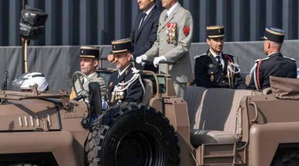 ”Nu trebuie să ne lăsăm atrași în crize care nu sunt ale noastre”. După ce a vizitat China, Macron visează din nou la autonomia strategică europeană