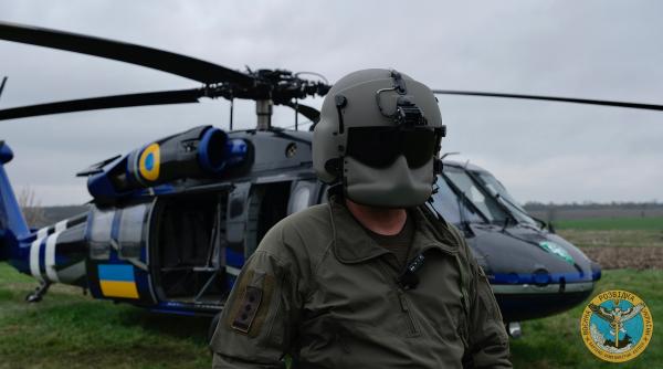 Până la avioane F-16, forțele speciale ale Ucrainei folosesc intens Black Hawk american (Video). Ucraina anunță că poate integra rapid sute de elicoptere SUA