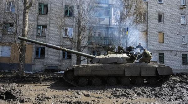 Partea rusă susține că deține 90% din Bahmut și că ucrainenii întind capcane în timpul retragerii