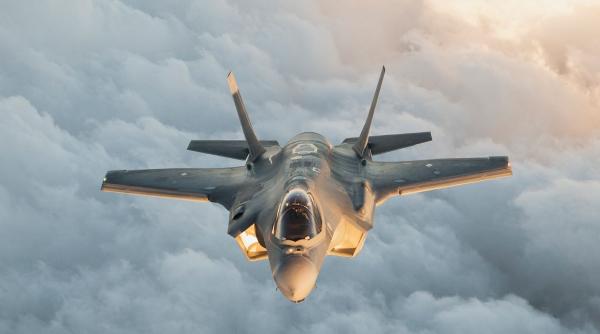 Atenție România, cererea pentru F-35 e uriașă. A fost anunțată prima întârziere a livrării avioanelor F-35 către Polonia