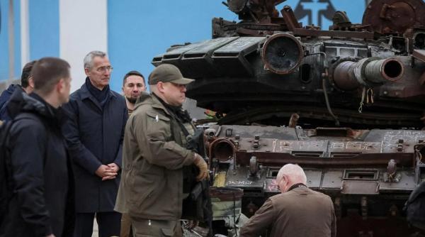 Vizita lui Stoltenberg la Kiev: Zelenski insistă ca Ucraina să intre în NATO şi să primească mai multe arme