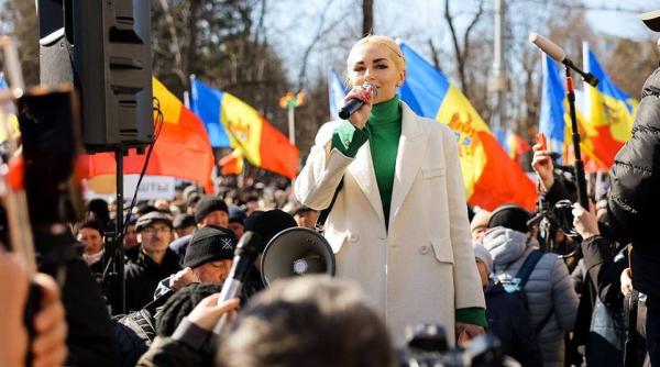 Marina Tauber, reținută direct de pe aeroport în R. Moldova. „Blonda lui Putin” încerca să ajungă în Israel, unde se află și Ilan Șor