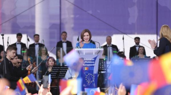 Mitingul pro-european de la Chişinău (Foto/Video) | Maia Sandu: Obiectivul nostru este ca Moldova să fie până în 2030 membru cu drepturi depline al UE