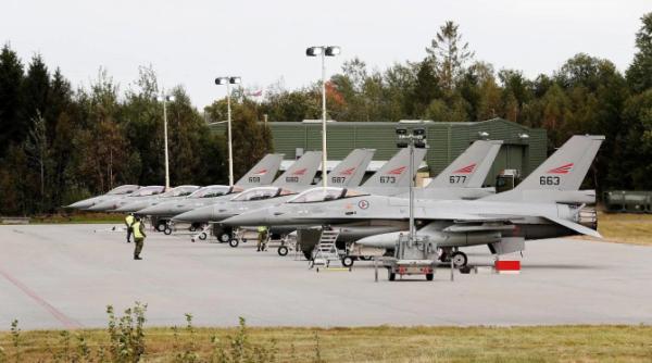 Bătaie pe vechile avioane F-16 ale Norvegiei: România a cumpărat 32, în hangare au mai rămas 12. Toți ochii sunt pe Ucraina