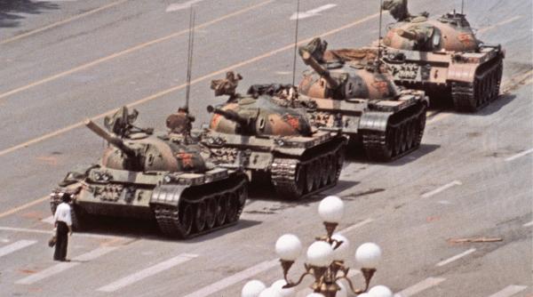 Masacrul din Piața Tiananmen, după 34 de ani. China impune în continuare cenzură totală asupra reprimării mișcării pentru democrație și reformă politică din 1989