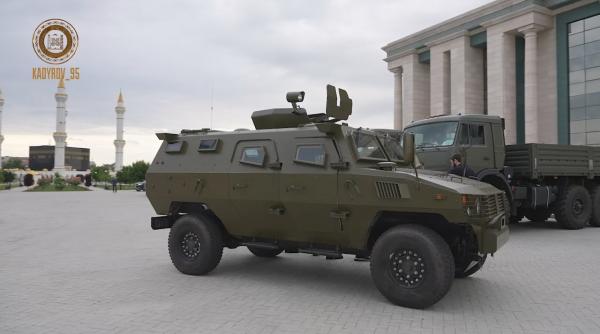 Prima confirmare oficială a implicării Chinei în războiul împotriva Ucrainei: Armata rusă a primit blindate Tigr 4x4 produse în China