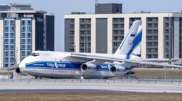 Canada a confiscat un avion cargo rusesc An-124 Ruslan și îl va dona Ucrainei