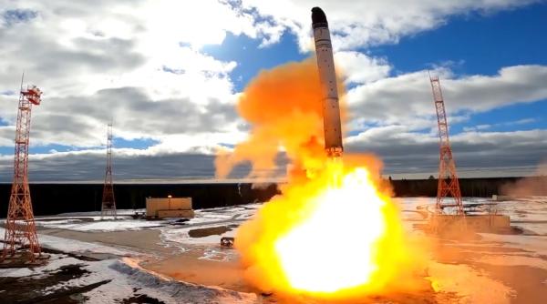 Moscova continuă pe drumul escaladării nucleare: Noua generație de rachete ICBM ”Sarmat” vor fi desfășurate cât de curând