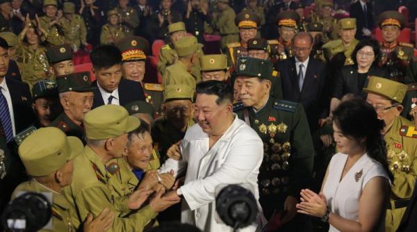 Putin, susținut de cei mai fideli prieteni. Kim Jong-Un oferă sprijinul deplin pentru Rusia după revolta lui Prigojin