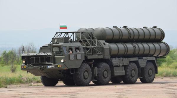 La solicitarea Statelor Unite, Bulgaria ar fi putut trimite sisteme S-300 și S-200 în Ucraina. Oficialii de la Sofia, impasibili la oferta de 200 de milioane de dolari