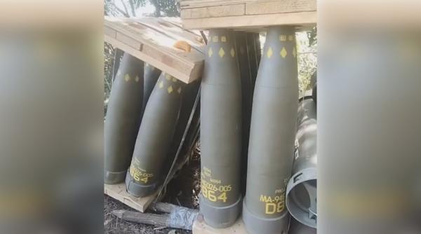 Au apărut primele imagini cu munițiile cu dispersie M864 pe care SUA le-au furnizat Ucrainei. M864, trase cu obuziere M777