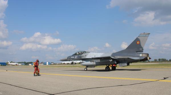 Centru de F-16 în România, dar nu în viitorul apropiat? Ucraina a numit 4 state unde vor fi antrenați piloți, iar România nu e printre ele