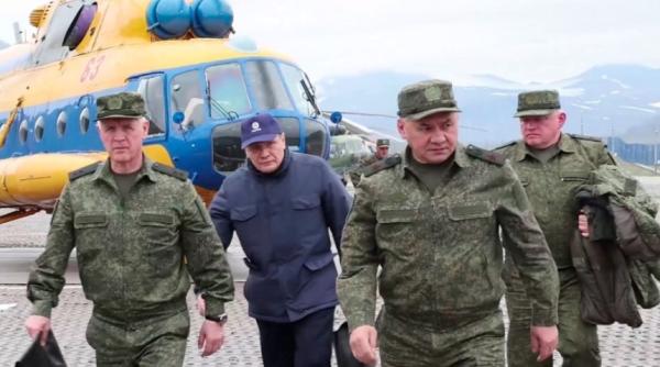 Ministrul rus al apărării și șeful Rosatom au inspectat poligonul arctic în care au fost efectuate testele nucleare ale URSS