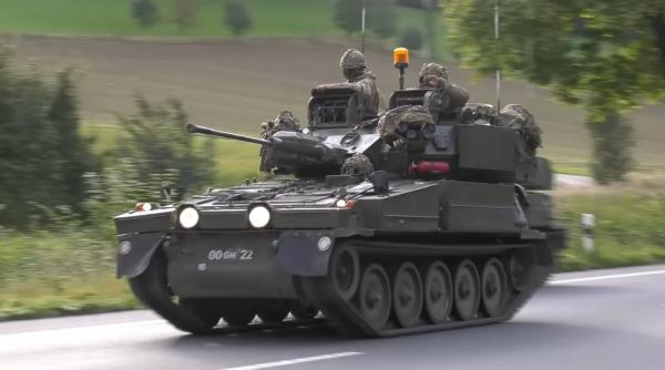 Britanicii au făcut eforturi pentru a putea asigura Ucrainei, într-o lună, 23 de vehicule de recunoaștere Scimitar MK2