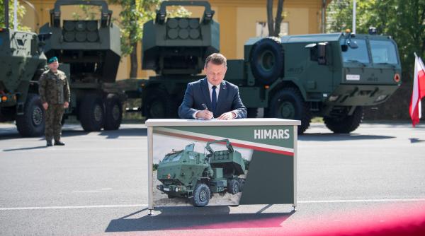 Polonia a semnat un contract uriaș pentru 486 de lansatoare de rachete M142 HIMARS. Lansatoarele vor fi integrate pe sisteme poloneze