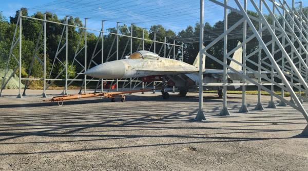 Rușii au dezvoltat o nouă protecţie improvizată pentru avioanele lor, în speranţa că aşa le vor proteja împotriva dronelor ucrainene