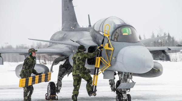 Cazul transferului avioanelor Gripen către Ucraina merge spre analiză la Armata suedeză. Decizia politică pare deja luată