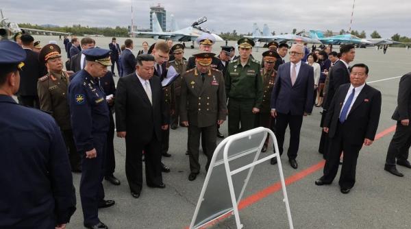 Rusia îl „plimbă” pe Kim să-i arate Su-57, bombardiere moderne, rachete Kalibr și Kinzhal, în timp pierde tehnică importantă în Marea Neagră