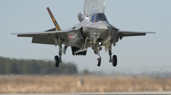 Cum au pierdut americanii un F-35 după ce pilotul s-a catapultat. După căutări frenetice au fost găsite resturi ale avionului prăbușit